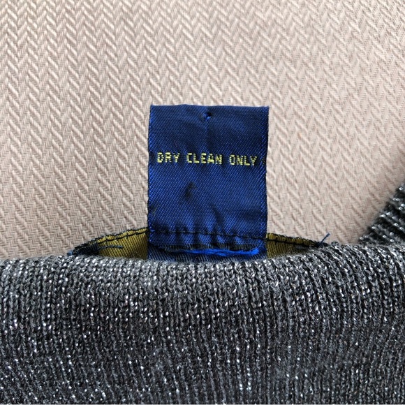 Charter Club Women Gray Shimmer Long Sleeve Round Neck Stretchy Blouse 2X - Picture 10 of 10